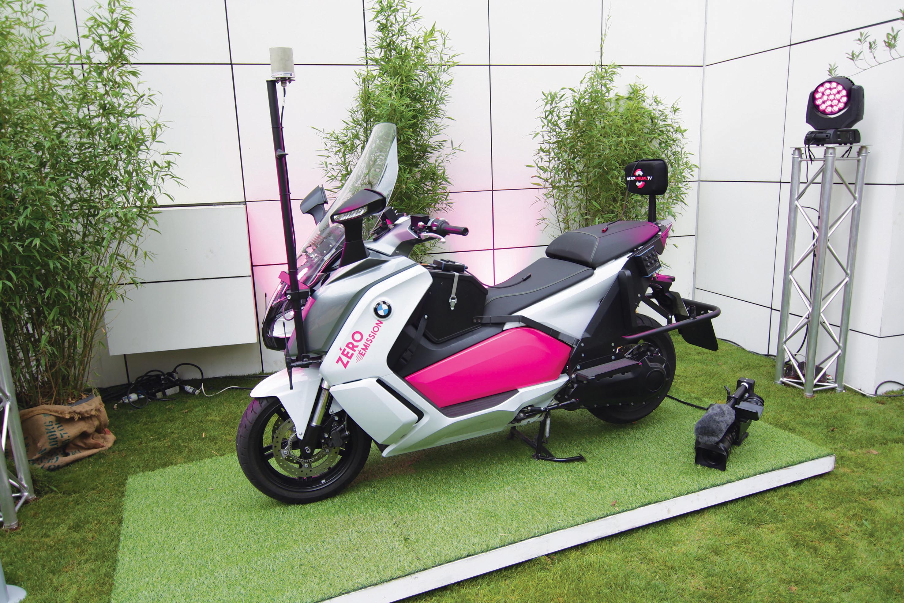 E-SCOOTER