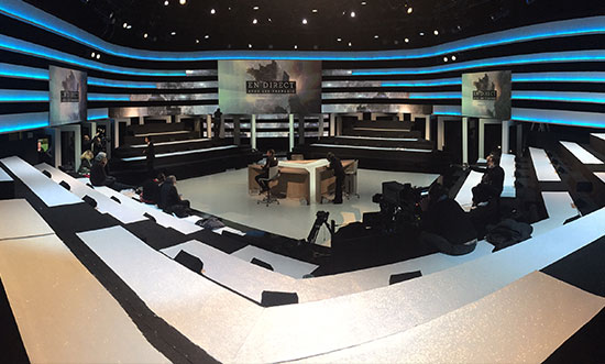 François Hollande en direct sur TF1 depuis les Studios 210